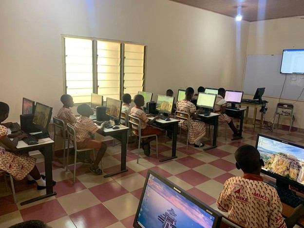 Students of Mikel International School having practical session with the computers